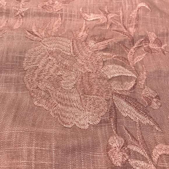 Faith + Zoe Barela Embroidered Linen Blend Top - Picture 6 of 8